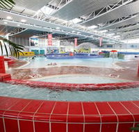 Oasis Regional Aquatic Centre - Hotel Accommodation