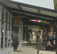 The Coffee Store  Rambling Rose - Hotel Accommodation