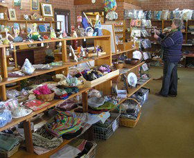 Grimwoods Store Craft Shop - Hotel Accommodation 1