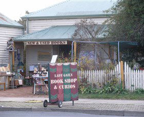 Lady Gails Bookshop And Curios - Hotel Accommodation 1