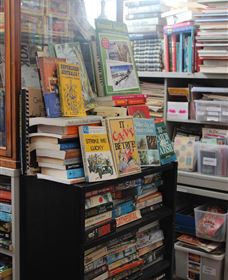 The Last Post Bookshop - Hotel Accommodation 2