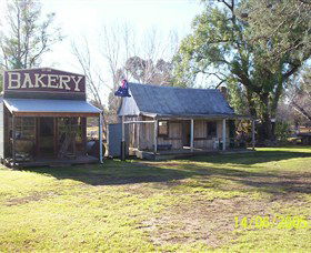 Woolpack Inn Museum - Hotel Accommodation 2