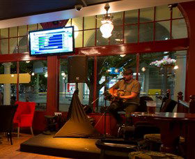 PJ O'Reilly's Irish Pub - Hotel Accommodation 1