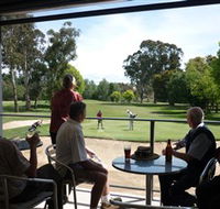 Queanbeyan Golf Club - Hotel Accommodation