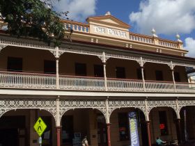 Childers Art Space (CHARTS) - Hotel Accommodation 0