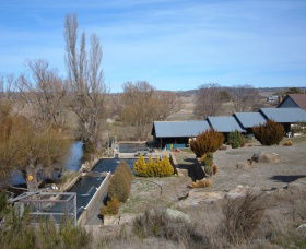 Eucumbene Trout Farm - Hotel Accommodation 6