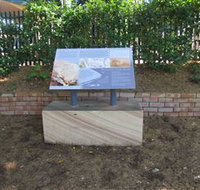 Coxs Road Interpretive Trail - Hotel Accommodation