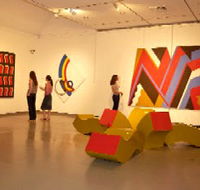 Penrith Regional Gallery and The Lewers Bequest - Hotel Accommodation