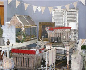 Dirty Janes Emporium - Hotel Accommodation 1