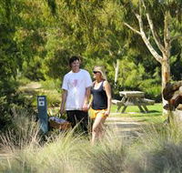 Sale Common Wetlands Walk - Hotel Accommodation