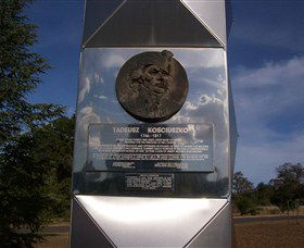 Tadeusz Kosciuszko Monument - Hotel Accommodation 2