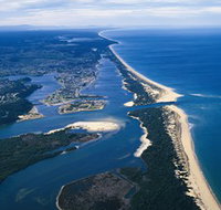 Ninety Mile Beach Marine National Park - Hotel Accommodation