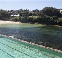 Clovelly Beach - Hotel Accommodation