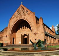 Christ Church Cathedral Grafton - Hotel Accommodation