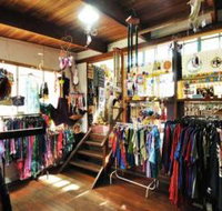 Nimbin Craft Gallery - Hotel Accommodation