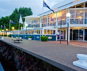 DAlbora Marinas Nelson Bay - Hotel Accommodation 3
