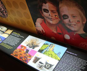 Aboriginal Art Gallery Space - Hotel Accommodation 1