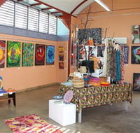 Dunghutti Ngaku Aboriginal Art Gallery - Hotel Accommodation