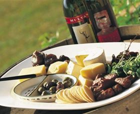 Kendall Cellars And Providore - Hotel Accommodation 2