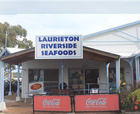 Laurieton Riverside Seafoods - Hotel Accommodation 1