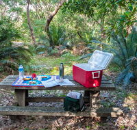 Broadwater Beach picnic area - Hotel Accommodation