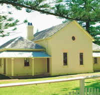 Port Macquarie Historic Courthouse - Hotel Accommodation