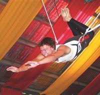 Circus Arts Byron Bay - Hotel Accommodation