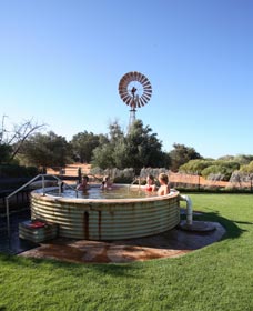 Peron Homestead - Hotel Accommodation 1