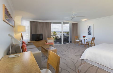 Sofitel Noosa Pacific Resort - Hotel Accommodation 8