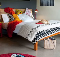 Deshons Retreat - Hotel Accommodation