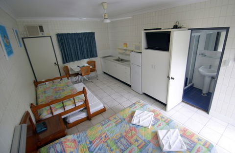 Tropical Palms Inn - Hotel Accommodation 5
