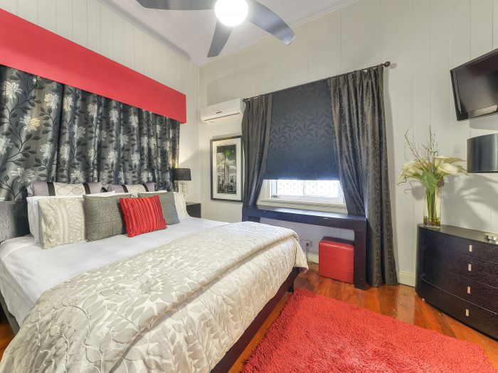 Spring Hill QLD Hotel Accommodation