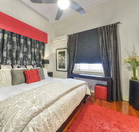 One Thornbury Boutique Bed and Breakfast - Hotel Accommodation