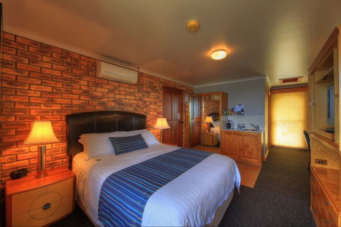 Stanley Village - Hotel Accommodation 0