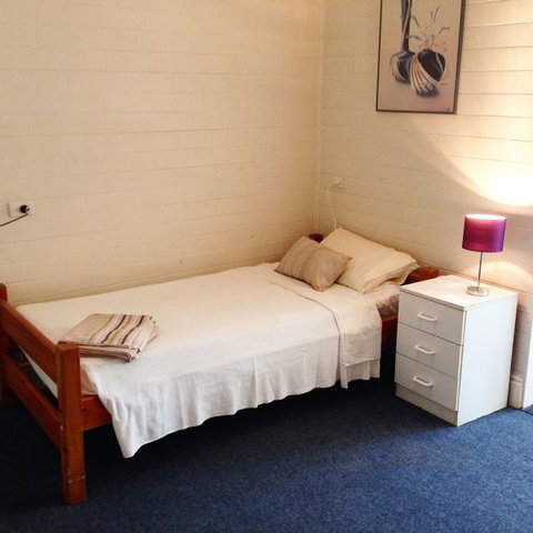 Estreet Guesthouse - Hotel Accommodation 1