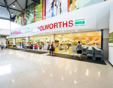 Noosa Civic Shopping Centre - Hotel Accommodation 1