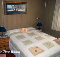 Sages Haus Bed and Breakfast - Hotel Accommodation