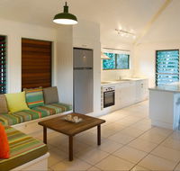 The Retreat Beach Houses - Hotel Accommodation