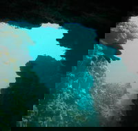 Half-Day Abrolhos Islands Shipwreck Air and Land Tour from Geraldton - Hotel Accommodation