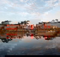 Hobart City Sightseeing Tour Including MONA Admission - Hotel Accommodation