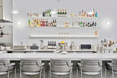 Tasmania\'s Sud Polaire Gin Experience - Hotel Accommodation 3