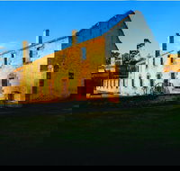 Small-Group Historic Tasmania Day Tour Including Port Arthur - Hotel Accommodation