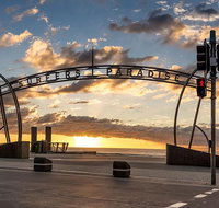 Green Cabs Surfers Paradise Tours - Hotel Accommodation