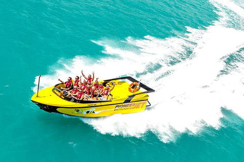 Airlie Beach Jet Boat Thrill Ride - Hotel Accommodation 12