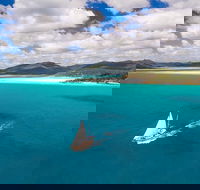2-Day Whitsundays Sailing Adventure Summertime - Hotel Accommodation
