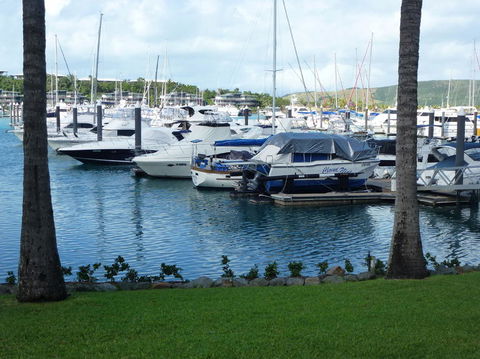 Whitehaven Beach And Hamilton Island Cruise - Hotel Accommodation 4