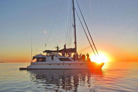 2-Night Whitsundays Sailing Adventure: Wings Sailing - Hotel Accommodation 0