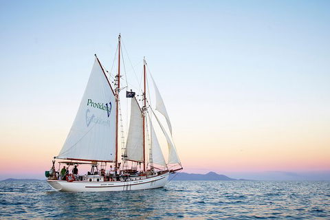 Whitsundays Sunset Sailing Cruise - Hotel Accommodation 0