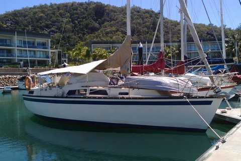 Townsville Early Morning Sailing Cruise Boat Tour - Hotel Accommodation 4