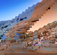 Outback Cycling Uluru Bike Ride Adult - Hotel Accommodation